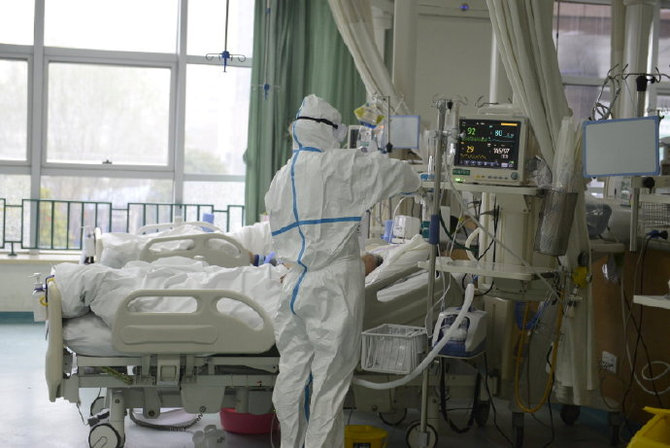 penanganan pasien virus corona di wuhan