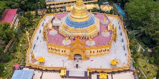 Pesona Taman Alam Lumbini, Pagoda Megah di Tengah Indahnya Alam Karo