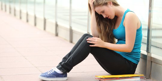 4 Cara Menjaga Kesehatan Mental Anak Remaja saat Terkurung di Rumah