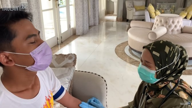 pekerja andre kabur saat mau disuntik
