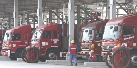 Pertamina Tambah Impor Minyak Mentah Penuhi Pasokan Saat Wabah Corona