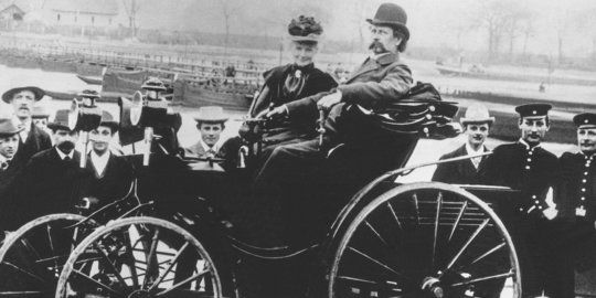 4 Fakta Sejarah Benz Victoria Phaeton, Mobil Pertama di Indonesia Milik Raja Solo