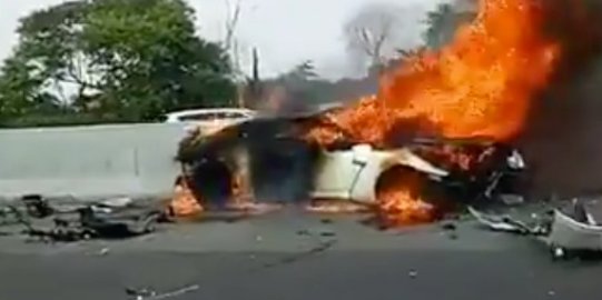 Meninggal Kecelakaan di Tol, Jenazah Wakil Jaksa Agung Arminsyah Dibawa ke RS Polri