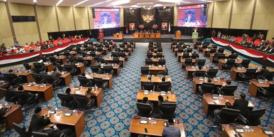 Gelar Paripurna Pemilihan Wagub, DPRD DKI Lakukan Protokol Pencegahan Corona
