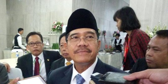 Hatta Ali Pensiun Jadi 'Wakil Tuhan'