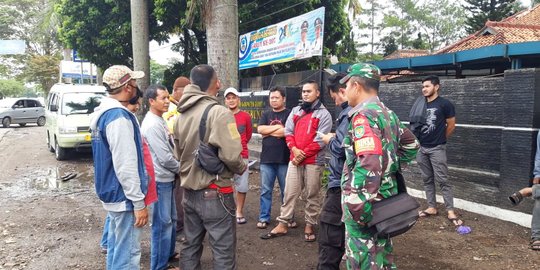 Ada Omprengan Angkut Penumpang, Sopir Angkutan di Garut Mogok Narik