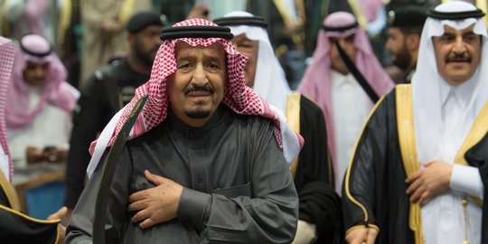 Raja Salman Gelontorkan Rp39 Triliun Buat Bayar Gaji Pegawai Swasta Demi Hindari PHK