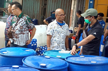 penimbun hand sanitizer bekasi