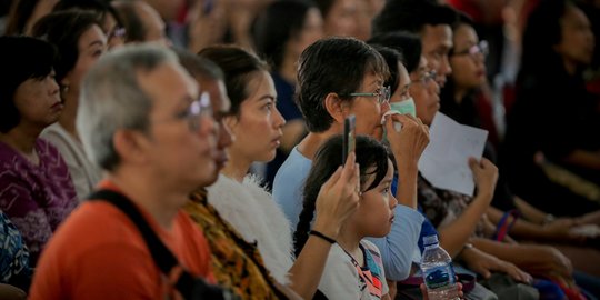 Rayakan Paskah, Uskup Agung Minta Umat Ikuti Misa Lewat Streaming & Radio