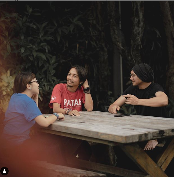 kolaborasi anji dan fiersa besari