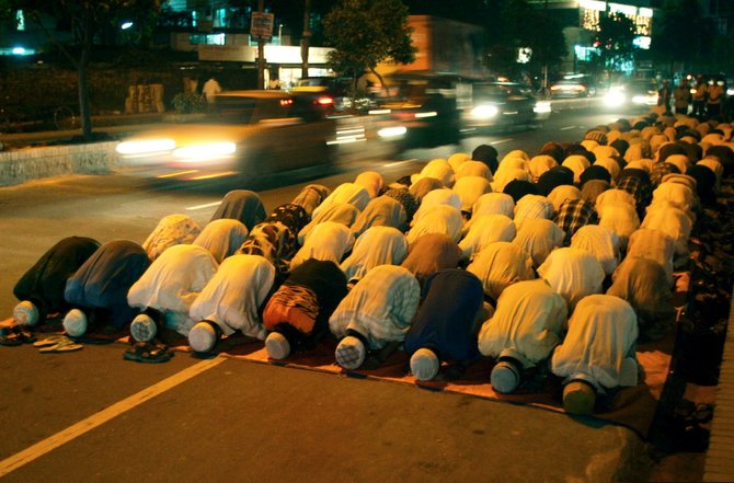 sujud di bulan ramadan