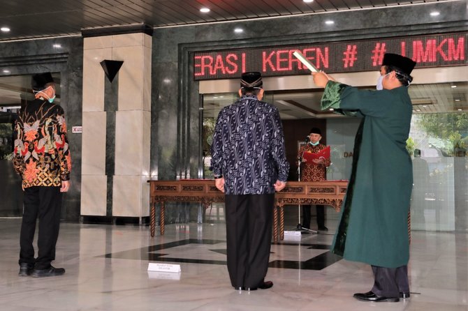 kemenkop dan ukm lakukan pelantikan pejabat sesuai protokol covid 19