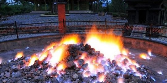 Mengungkap Fenomena Api Abadi Mrapen di Grobogan, Tak Pernah Padam Sepanjang Zaman