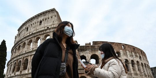 CEK FAKTA: Hoaks Presiden Italia Menangis Karena Banyak Warganya yang Meninggal