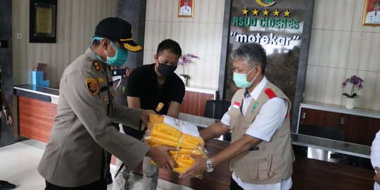 Tangani Covid-19, Sejumlah Rumah Sakit Dapat Bantuan APD dari Polres Majalengka