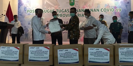 Gugus Tugas Covid-19 Riau Dapat Bantuan Ratusan Ribu APD dari RAPP dan APR