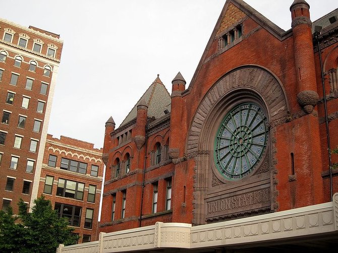 crowne plaza hotel historic union station