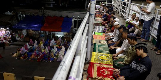 Kemenag: Semua Ibadah Ramadan Dilaksanakan di Rumah Saja