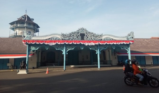 keraton surakarta tutup sementara