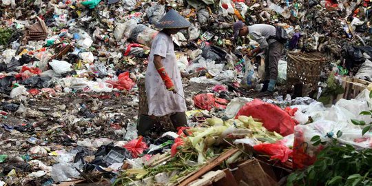 Penerapan WFH, Volume Sampah Jakarta Turun
