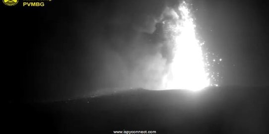 Penjelasan PVMBG 6 Gunung Mengalami Erupsi Berantai