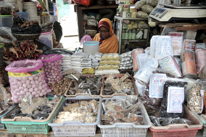 pedagang jamu rempah di tengah pandemi covid 19