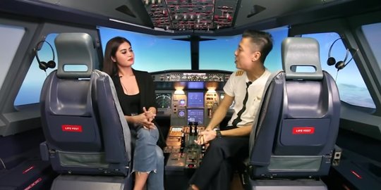 Pramugari Ini Ungkap Dimodusin Pilot Senior, Ditawari Apartemen Tapi Harus Mau Ngamar