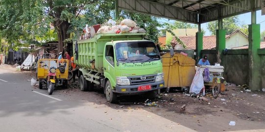 Efek Physical Distancing Cirebon, Volume Sampah Berkurang Hingga Polusi Udara Menurun