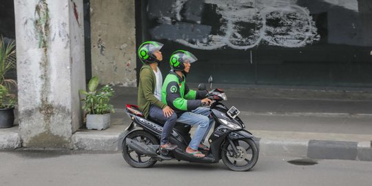 Kemunculan Permenhub Ojek Boleh Angkut Penumpang Bukti Koordinasi Pemerintah Lemah