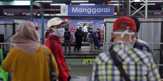 Pekan Pertama PSBB, Begini Suasana Stasiun Manggarai