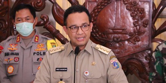 Anies Imbau Bantuan Warga Terdampak Covid-19 Dikoordinasikan dengan Pemprov DKI