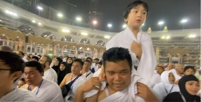 sosok bodyguard rafathar