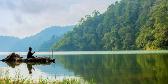 Pesona Danau Lau Kawar, Eksotisme Danau Vulkanik di Kaki Sinabung