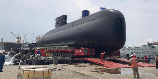 negara pertama pembuat kapal selam di asean rev1