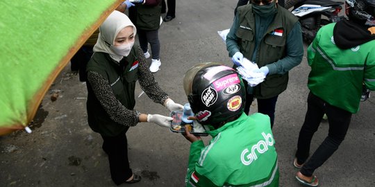 Pemprov Jabar Canangkan Gerakan Nasi Bungkus di Pasar Cikutra