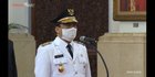 Gunakan Masker, Jokowi Lantik Riza Patria jadi Wagub DKI Jakarta di Istana