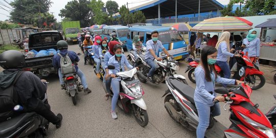 Buruh Pabrik Tak Terdampak PSBB, Jalan di Bogor Masih Ramai