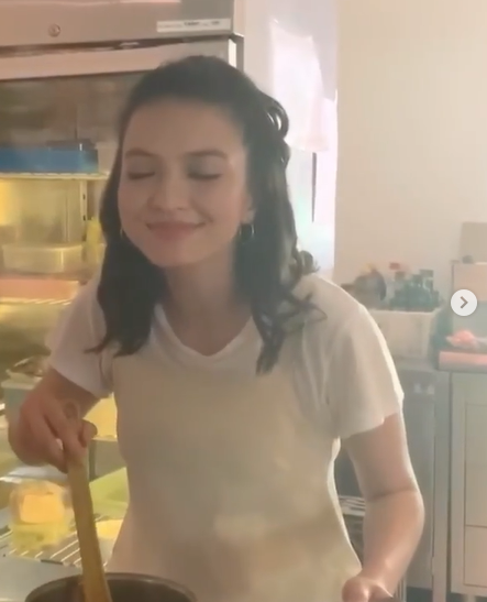 raline shah memasak