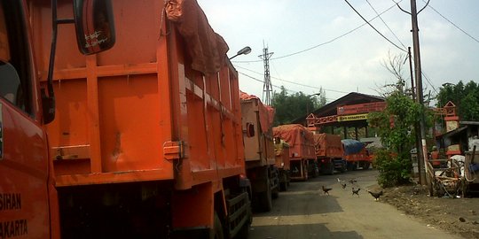 Aturan PSBB, Truk Sampah DKI Diminta Putar Balik Saat Masuk Bekasi