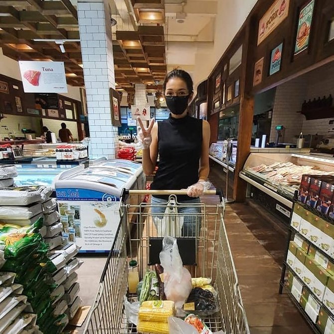 maya septha belanja