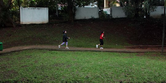 Joging Sore Bareng Pacar di Situ Gintung, JR Dibacok Pemalak HP