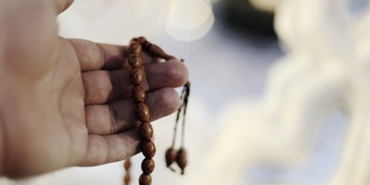 Doa Niat Puasa Ramadhan Lengkap Disertai Artinya