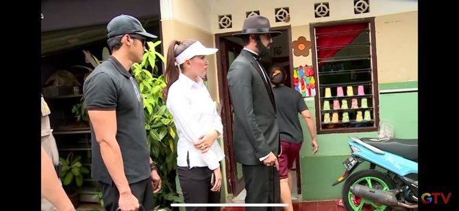 rumah kontrakan dagmar istri deddy dores
