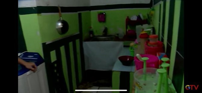 rumah kontrakan dagmar istri deddy dores