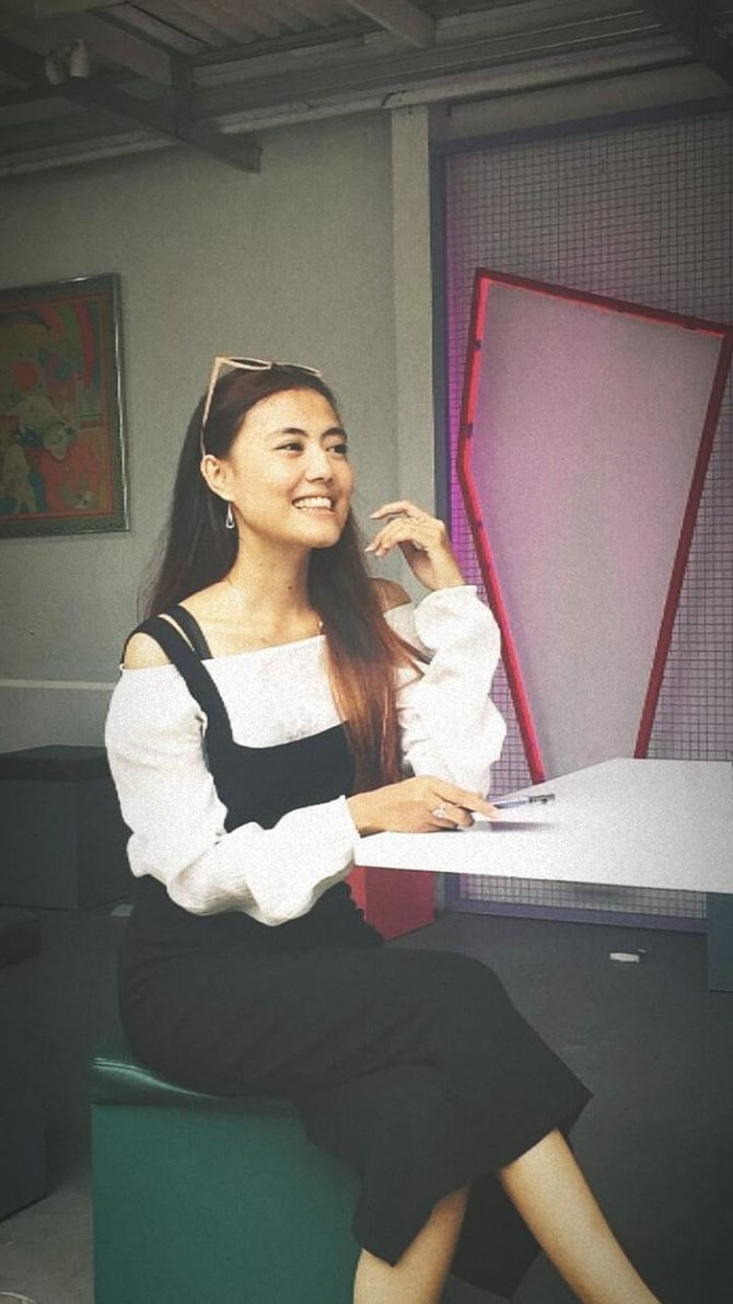 7 potret resta adikatia seleb tiktok yang mirip agnes monica