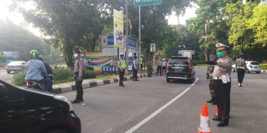 Pengendara Tak Memakai Masker Mendominasi Pelanggaran Sepekan PSBB di Depok