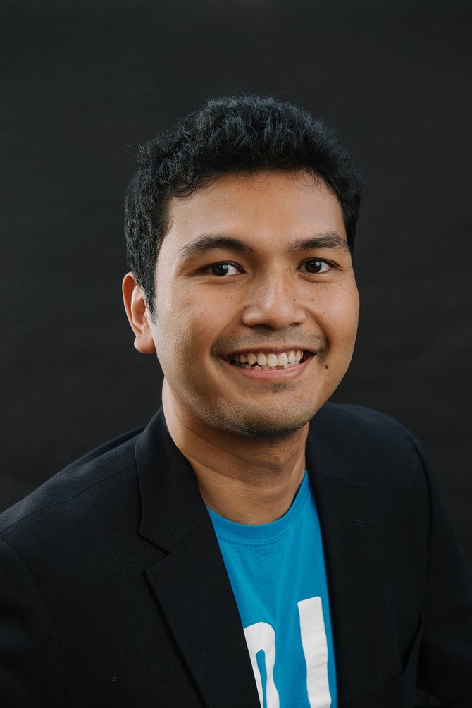 rama raditya founder dan ceo qlue