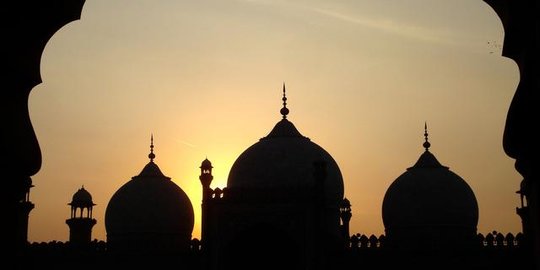 Doa Buka Puasa Ramadhan Lengkap Disertai Artinya