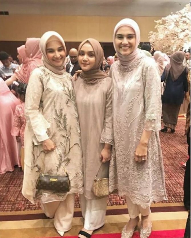 zeezee shahab dan sarah shahab