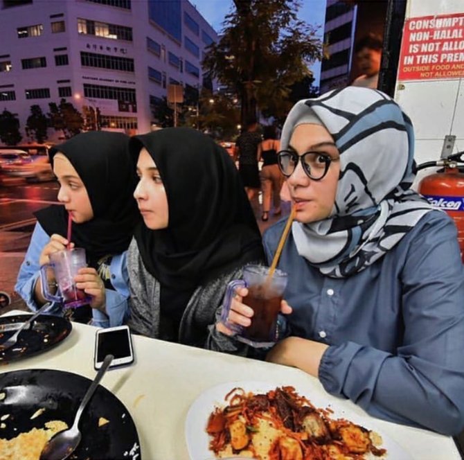 zeezee shahab dan sarah shahab